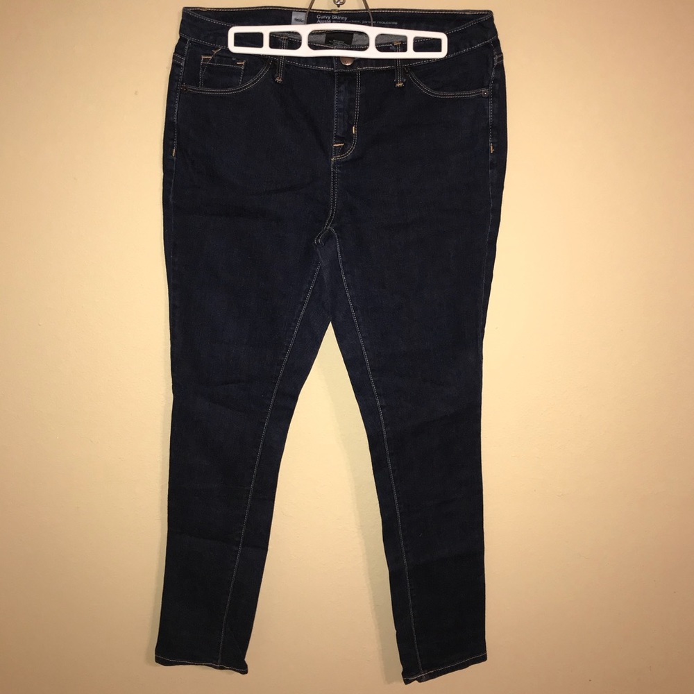 Mossimo - Curvy Skinny Jeans